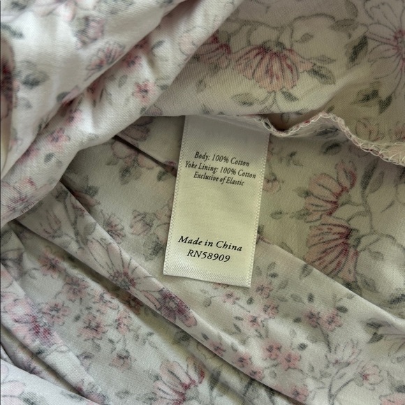 Edgehill Collection Pink Floral smocked Kids Dress - Picture 6 of 6